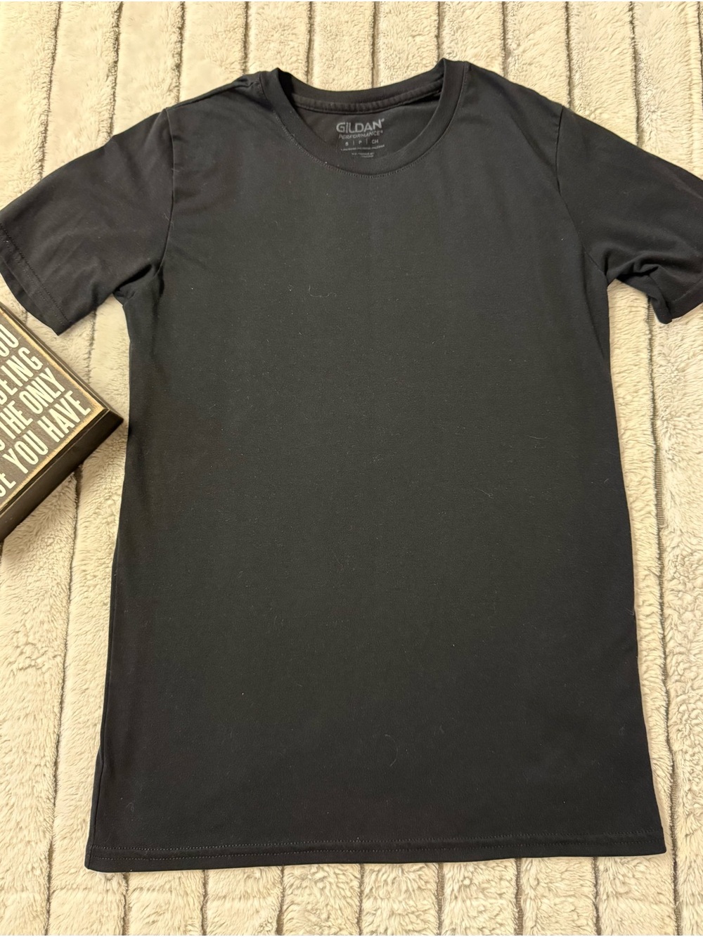 Gildan Men’s Black Short-Sleeve Crew Neck Tee